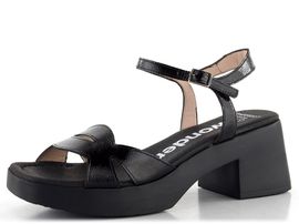Wonders lakované sandály na podpatku Negro D-1021