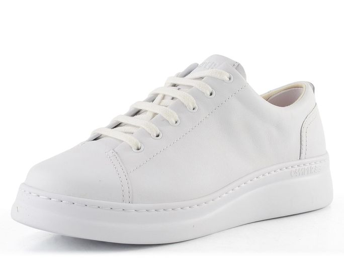 Camper bílé polobotky na platformě Runner Up K200508-041