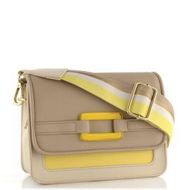 Ara malá kabelka s klopou Malie Sand/Limoncello/Marmor 16-22003-54